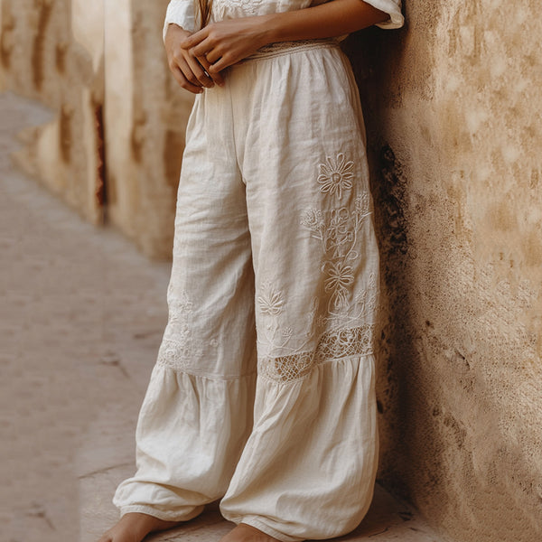 Pantalon décontracté en dentelle brodée de fleurs pour femme 