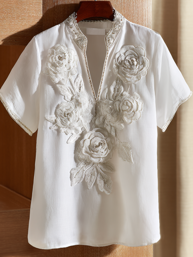 Top de mujer con cuello en V y estampado retro de rosas blancas con destellos 